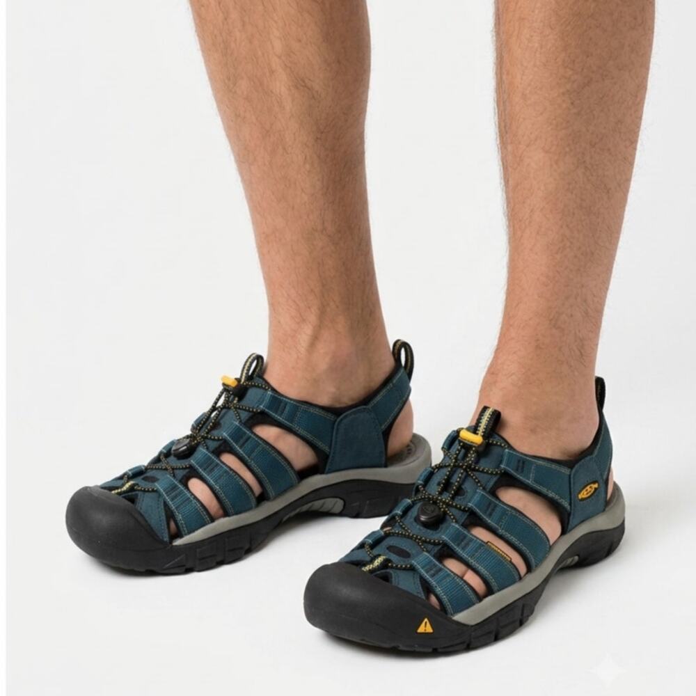 KEEN Newport H2 Waterproof Hiking Sandals Mens 9 Navy Grey Closed-Toe Outdoor